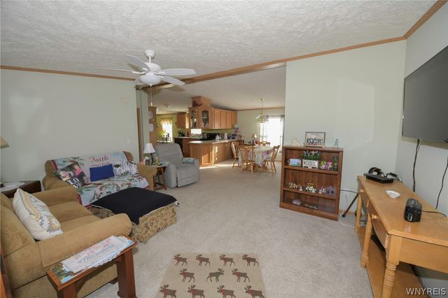 4008 Seneca Parkway, Niagara, NY 14304