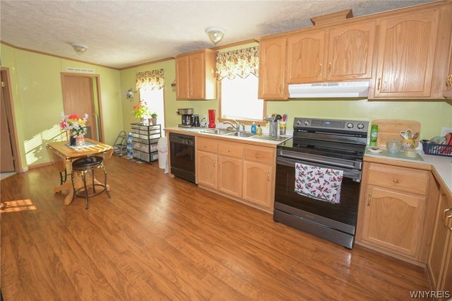 4008 Seneca Parkway, Niagara, NY 14304