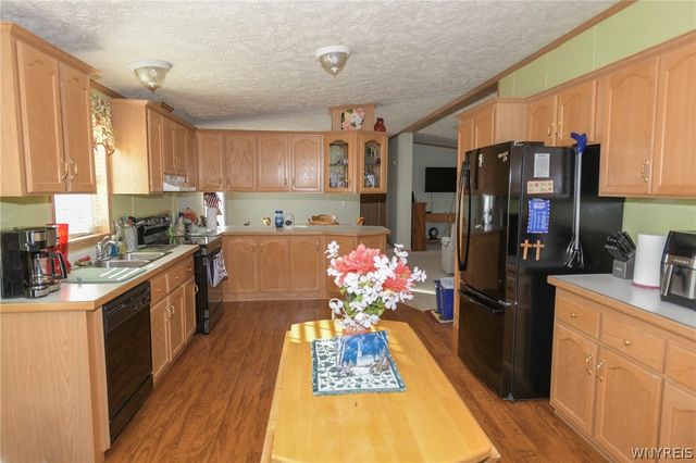 4008 Seneca Parkway, Niagara, NY 14304