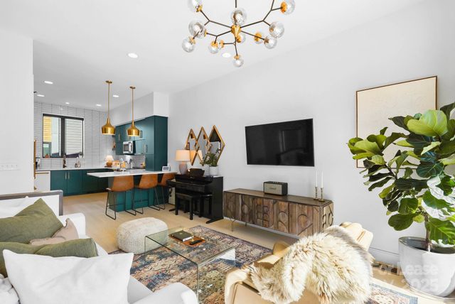 3301 Spencer Street, Charlotte, NC 28205