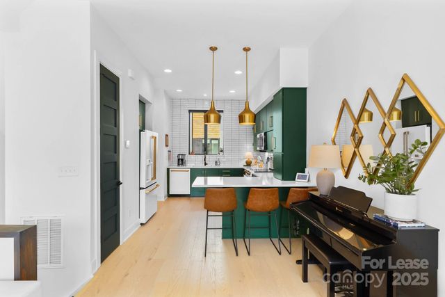 3301 Spencer Street, Charlotte, NC 28205