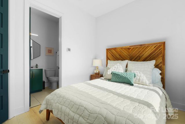 3301 Spencer Street, Charlotte, NC 28205