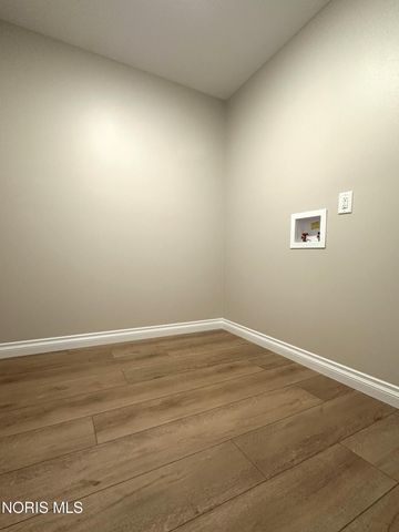 15285 Cypress Drive, Perrysburg, OH 43551