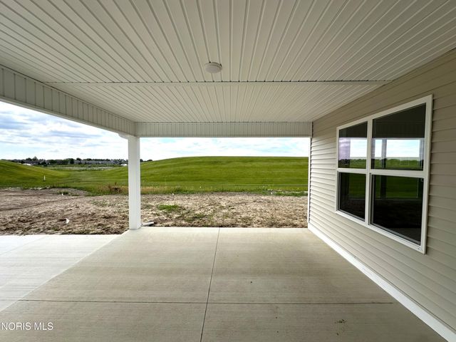 15285 Cypress Drive, Perrysburg, OH 43551