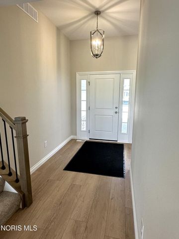15285 Cypress Drive, Perrysburg, OH 43551