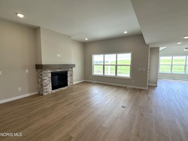 15285 Cypress Drive, Perrysburg, OH 43551