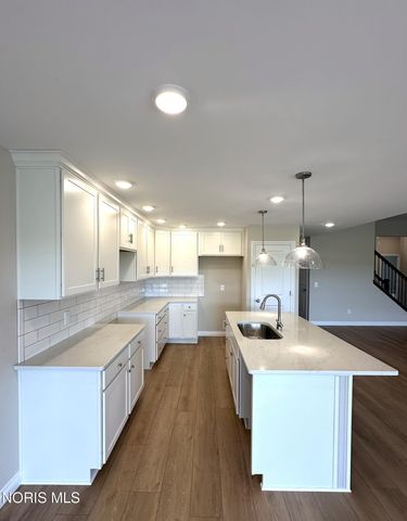 15285 Cypress Drive, Perrysburg, OH 43551