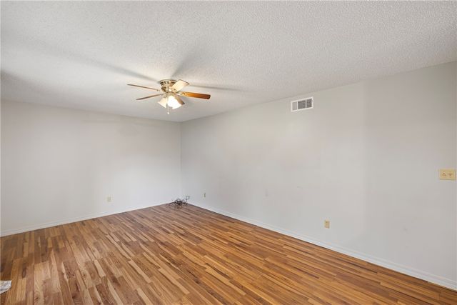 1306 E M Street, Russellville, AR 72801