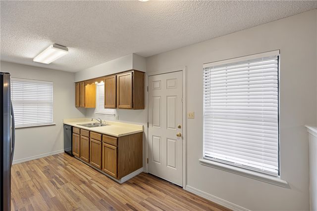 1306 E M Street, Russellville, AR 72801