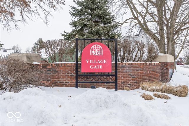 8868 Pine Tree Boulevard, Indianapolis, IN 46256