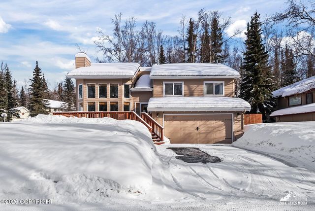 19817 Belknap Circle, Eagle River, AK 99577