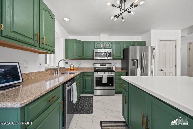 19817 Belknap Circle, Eagle River, AK 99577