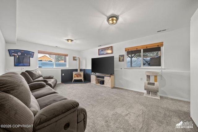 19817 Belknap Circle, Eagle River, AK 99577