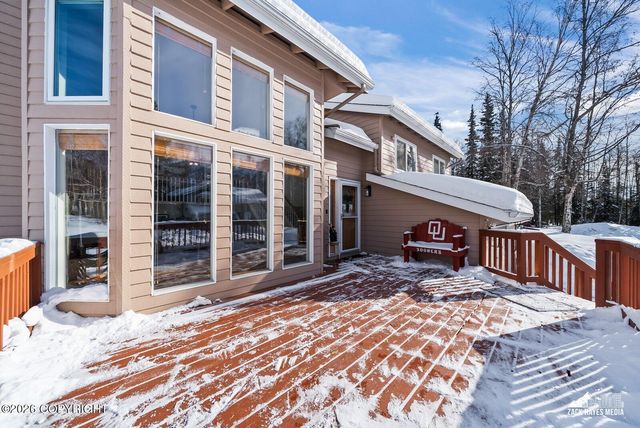 19817 Belknap Circle, Eagle River, AK 99577