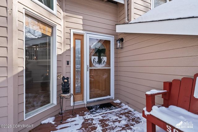 19817 Belknap Circle, Eagle River, AK 99577