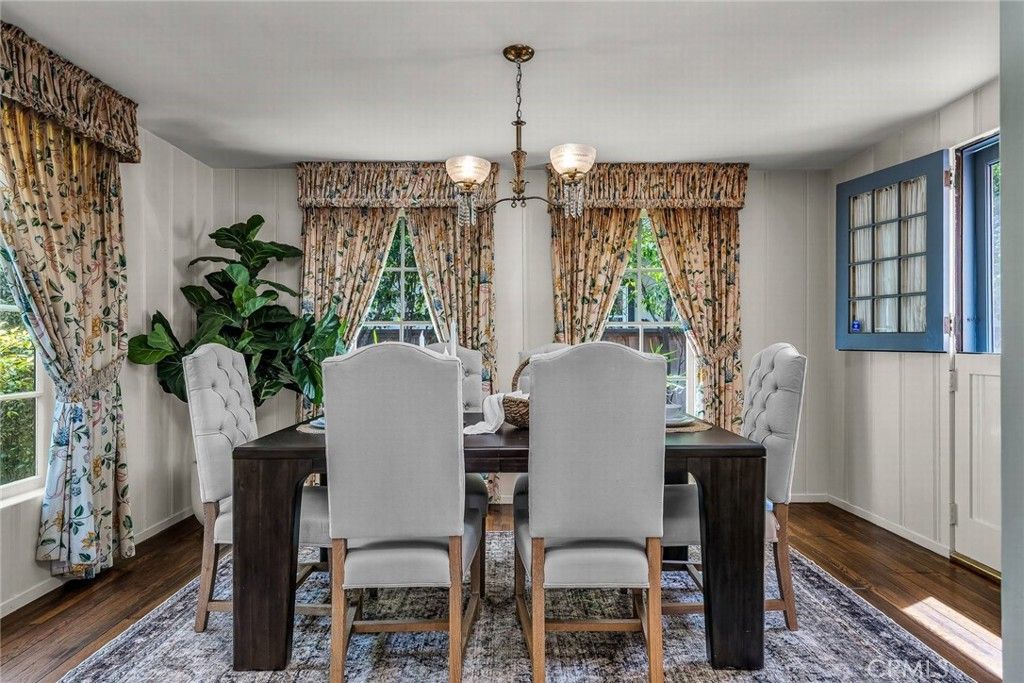 Image 10 of property listing at 423 Sycamore, Santa Monica, CA 90402