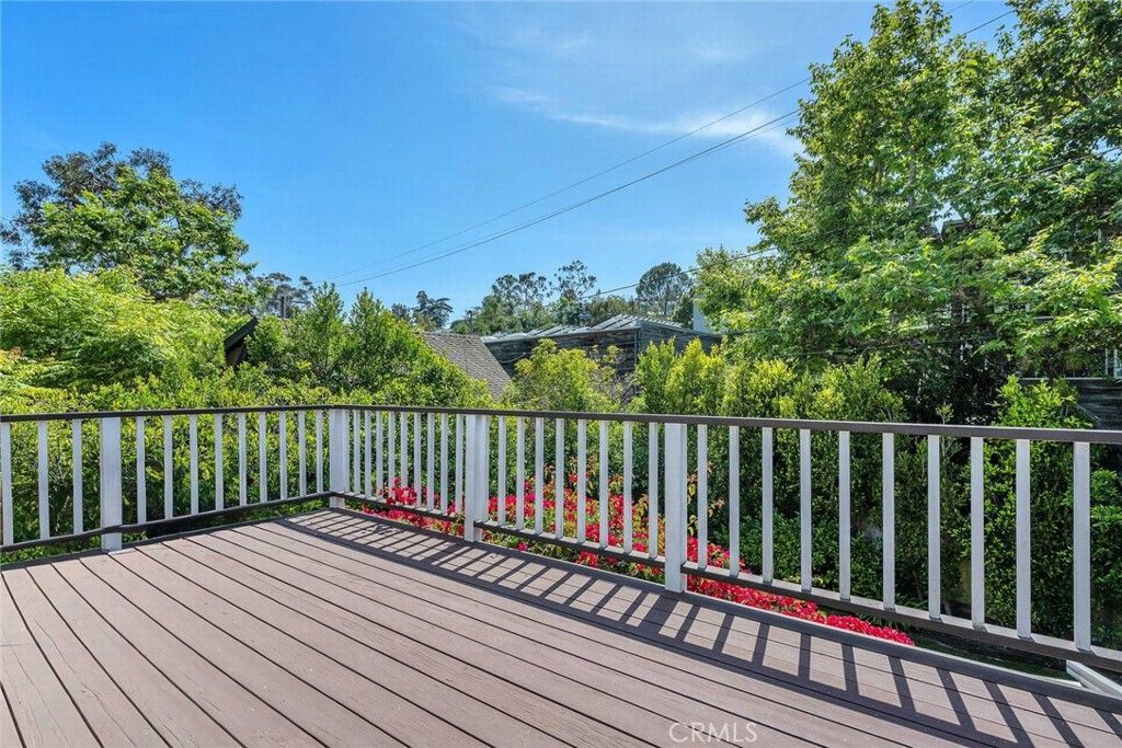 Image 22 of property listing at 423 Sycamore, Santa Monica, CA 90402