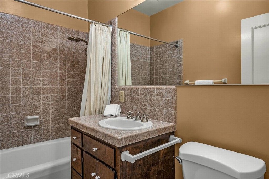 Image 28 of property listing at 423 Sycamore, Santa Monica, CA 90402