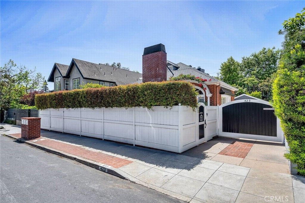 Image 36 of property listing at 423 Sycamore, Santa Monica, CA 90402