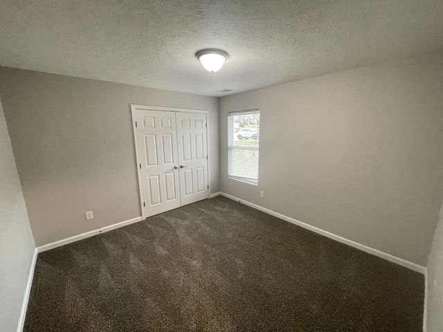 124 Granda Flora Dr, White House, TN 37188
