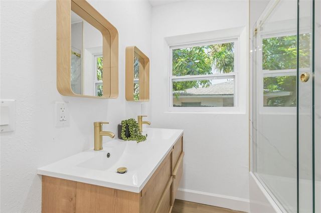 111 ORANGEVIEW AVENUE, Clearwater, FL 33755