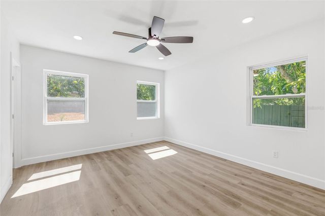 111 ORANGEVIEW AVENUE, Clearwater, FL 33755