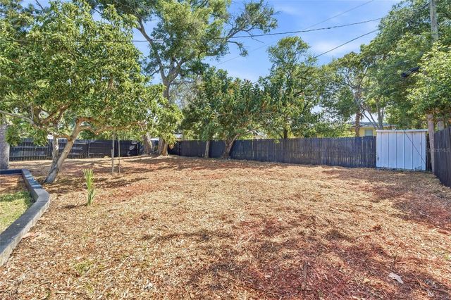 111 ORANGEVIEW AVENUE, Clearwater, FL 33755