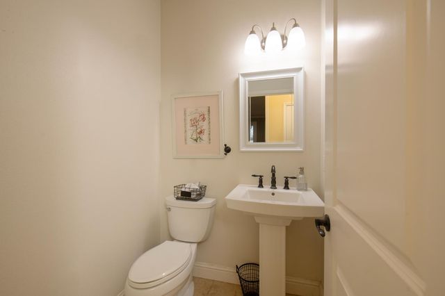 3181 Ditmars Ln, Loomis, CA 95650