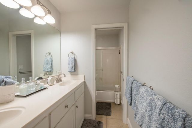 3181 Ditmars Ln, Loomis, CA 95650