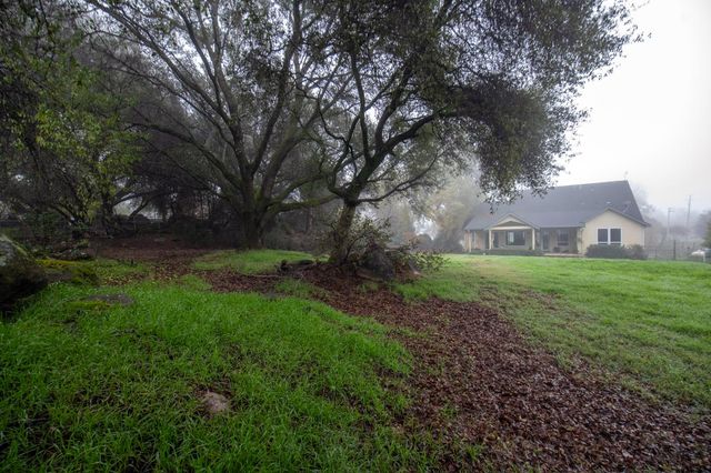 3181 Ditmars Ln, Loomis, CA 95650