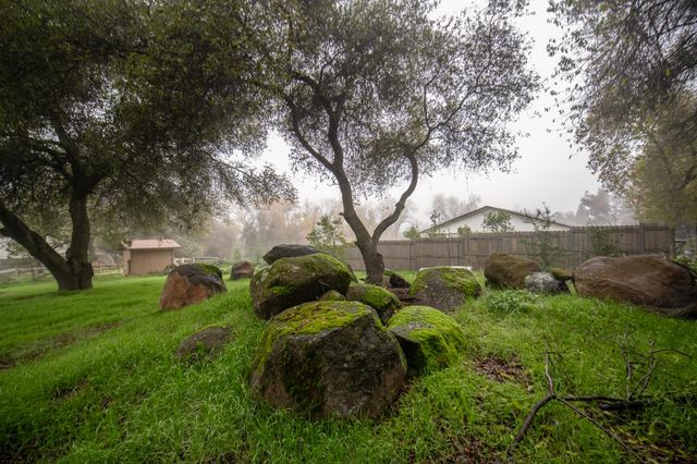 3181 Ditmars Ln, Loomis, CA 95650