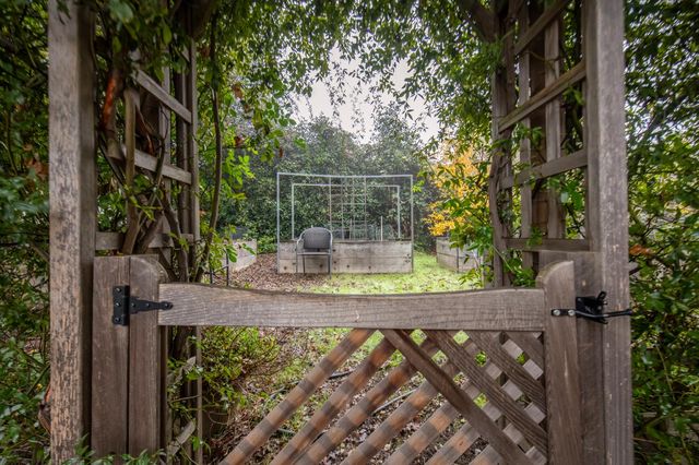 3181 Ditmars Ln, Loomis, CA 95650