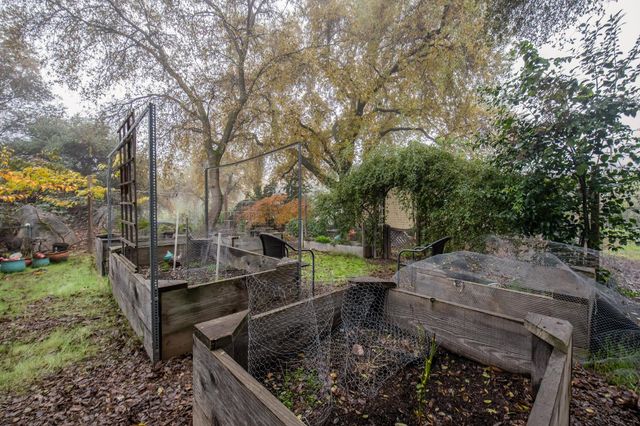 3181 Ditmars Ln, Loomis, CA 95650