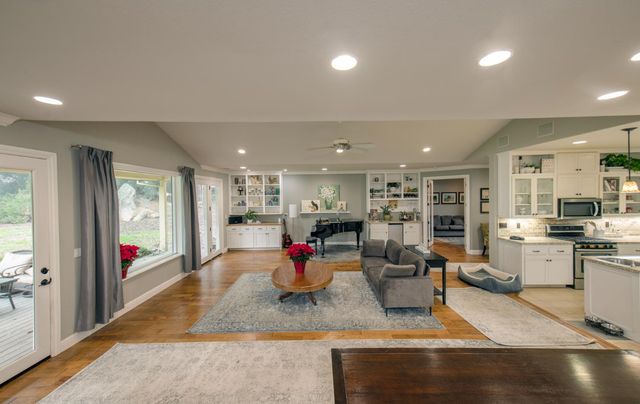 3181 Ditmars Ln, Loomis, CA 95650