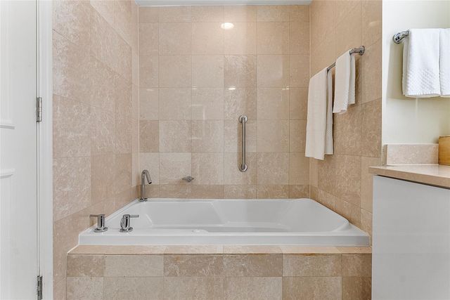 505 N Fort Lauderdale Beach Blvd 1908, Fort Lauderdale, FL 33304