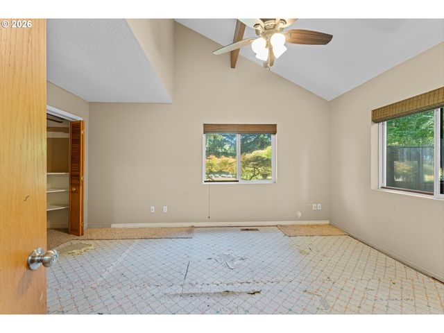 350 Nw RIVERPARK Pl, Canby, OR 97013