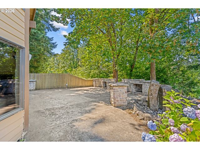 350 Nw RIVERPARK Pl, Canby, OR 97013