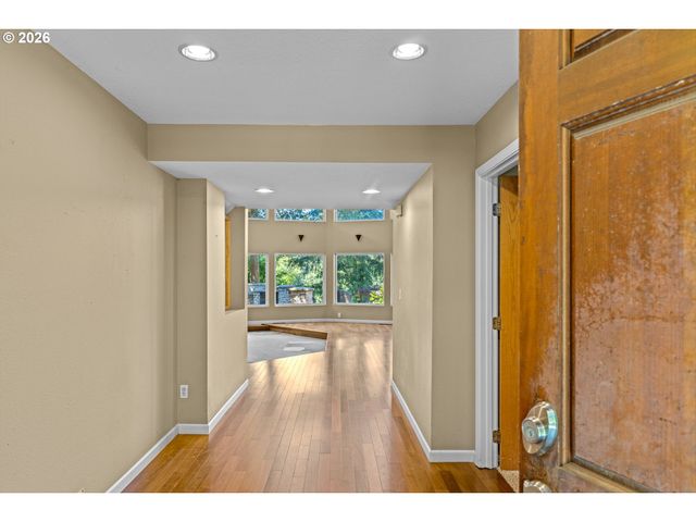 350 Nw RIVERPARK Pl, Canby, OR 97013