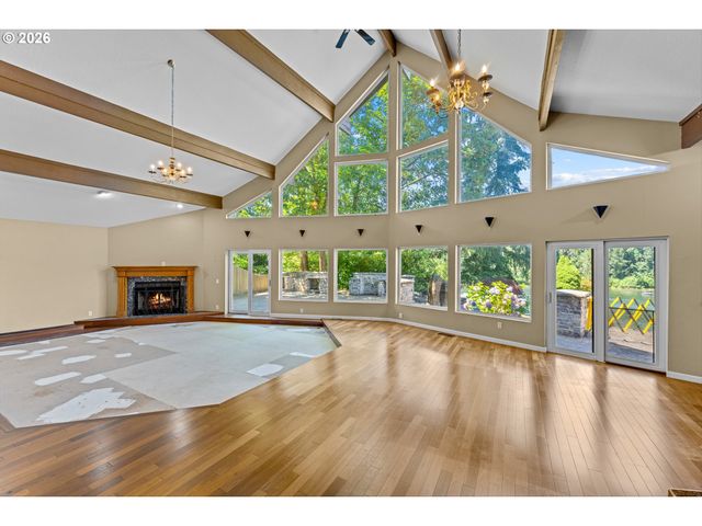 350 Nw RIVERPARK Pl, Canby, OR 97013