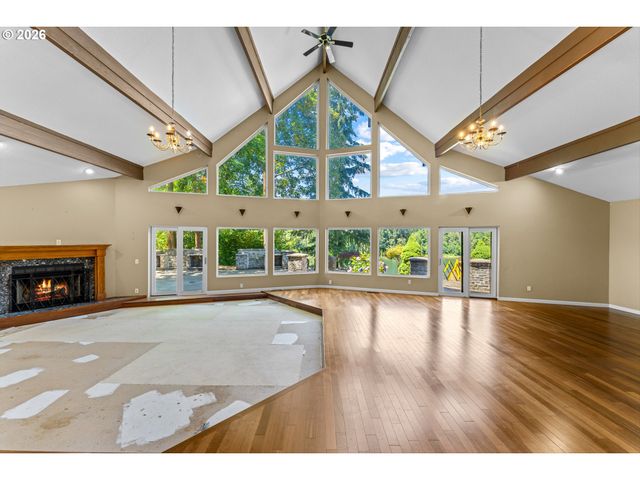 350 Nw RIVERPARK Pl, Canby, OR 97013
