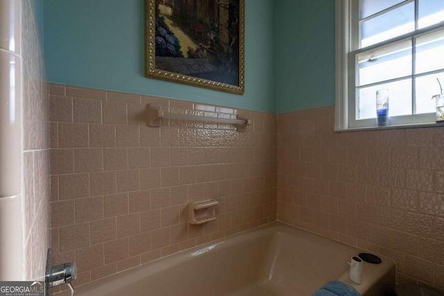 310 Hembree Hill Drive, Canton, GA 30114