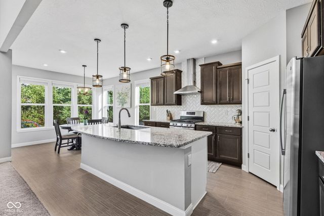 8384 Treeline Lane, Mccordsville, IN 46055