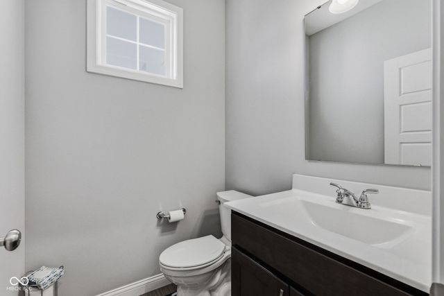 8384 Treeline Lane, Mccordsville, IN 46055