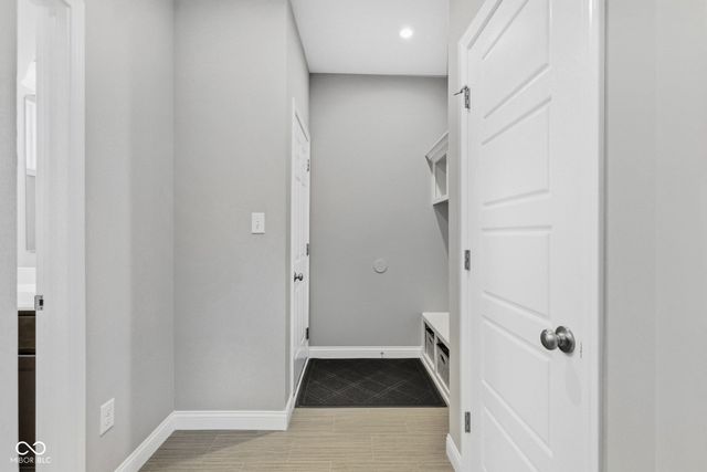 8384 Treeline Lane, Mccordsville, IN 46055