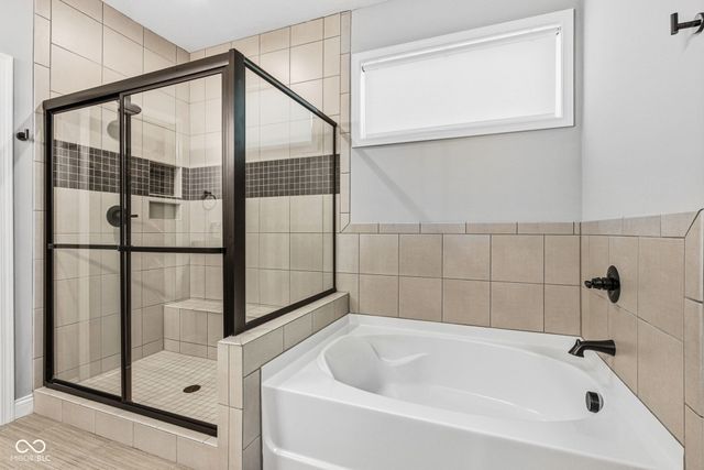 8384 Treeline Lane, Mccordsville, IN 46055