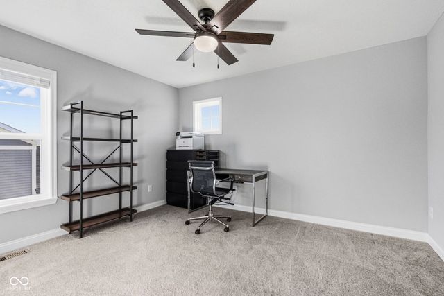 8384 Treeline Lane, Mccordsville, IN 46055