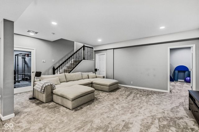 8384 Treeline Lane, Mccordsville, IN 46055