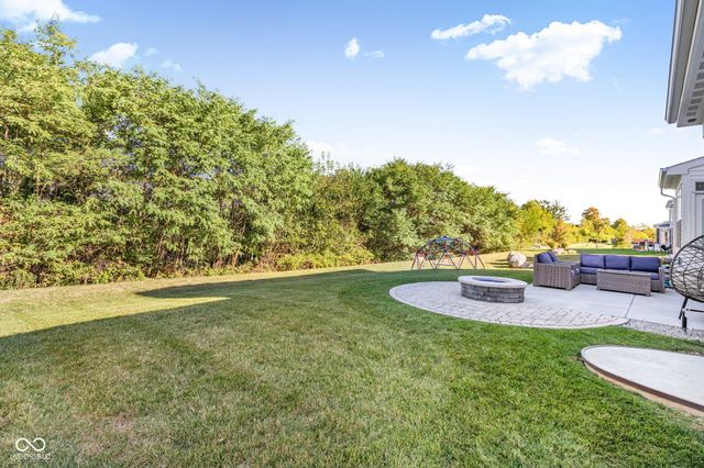 8384 Treeline Lane, Mccordsville, IN 46055