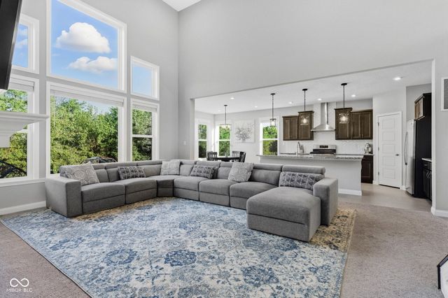 8384 Treeline Lane, Mccordsville, IN 46055