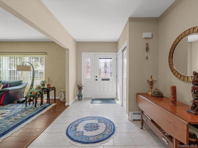 254 Meredith Lane, West Hempstead, NY 11552